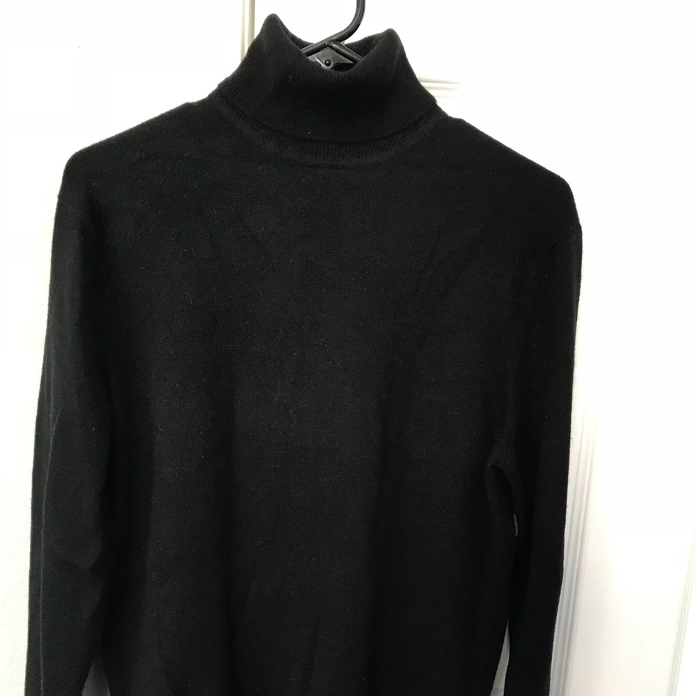 NWT Men’s Cashmere Sweater