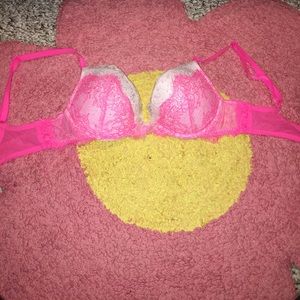 Victoria’s Secret bra
