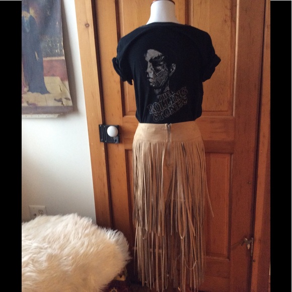 💥NWT FRINGE SKIRT💥 - Picture 3 of 5