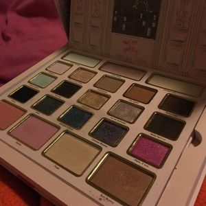 SOLD Too Faced Le Grand Palais