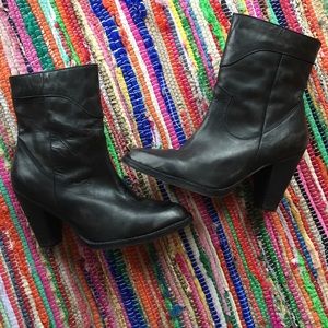 Jeffrey Campbell boots sz 8.5