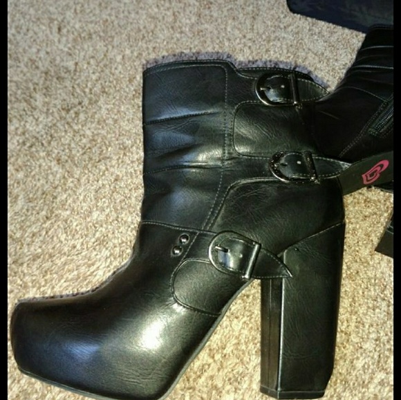 HeartSoul 4" boots - Picture 1 of 2