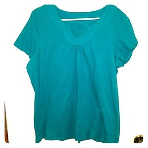 Woman's top size XL