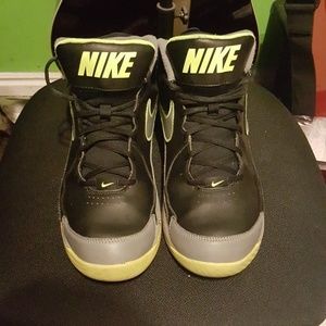 FINAL PRICE !!!!!! Nike The Overplay vii style