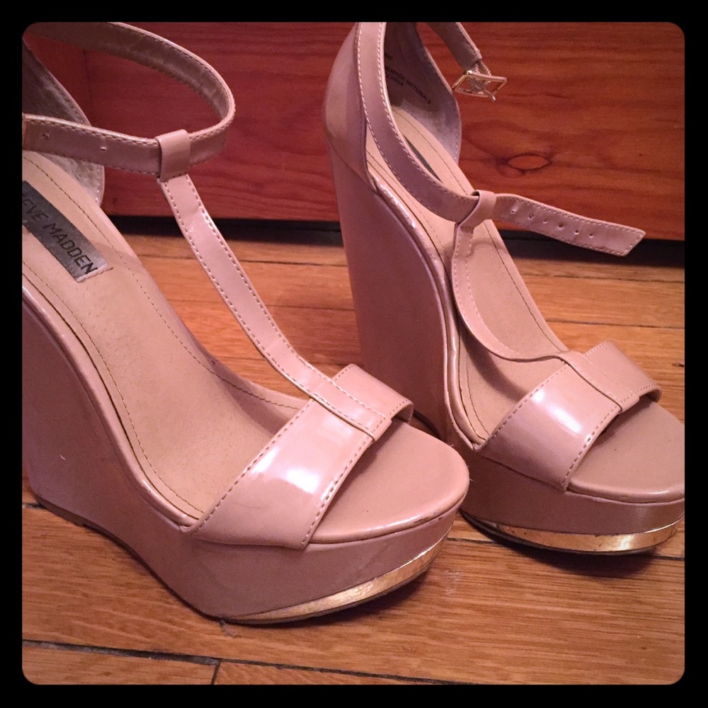 Steve Madden wedges