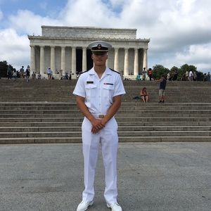 Meet your Posher, Corey