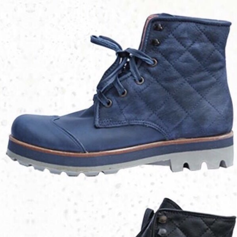 Genuine leather boots