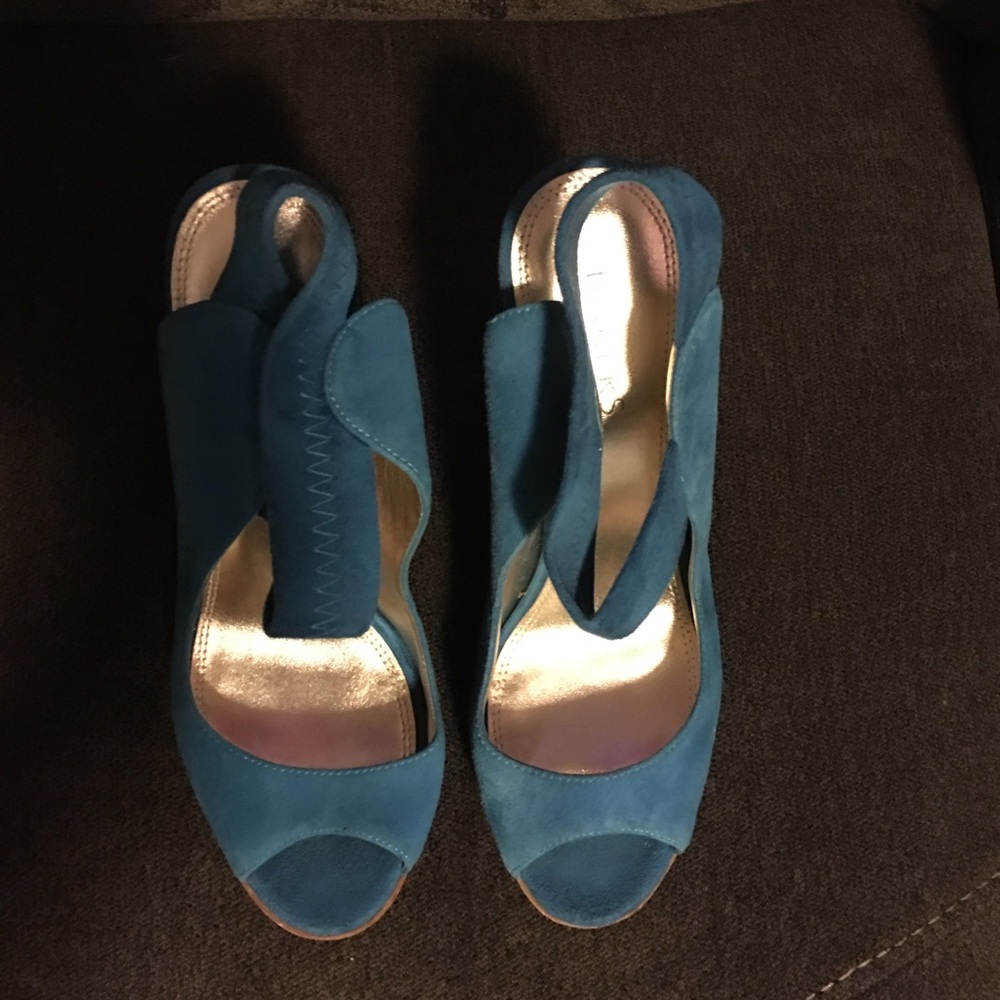 Suede backers high heels