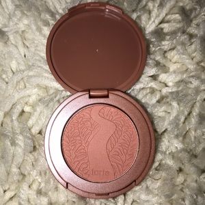 Tarte blush
