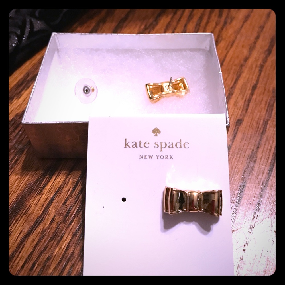 NWT GOLD BOWS KATE SPADE ♠️ 14K GOLD