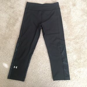 Under Armour cropped leggings