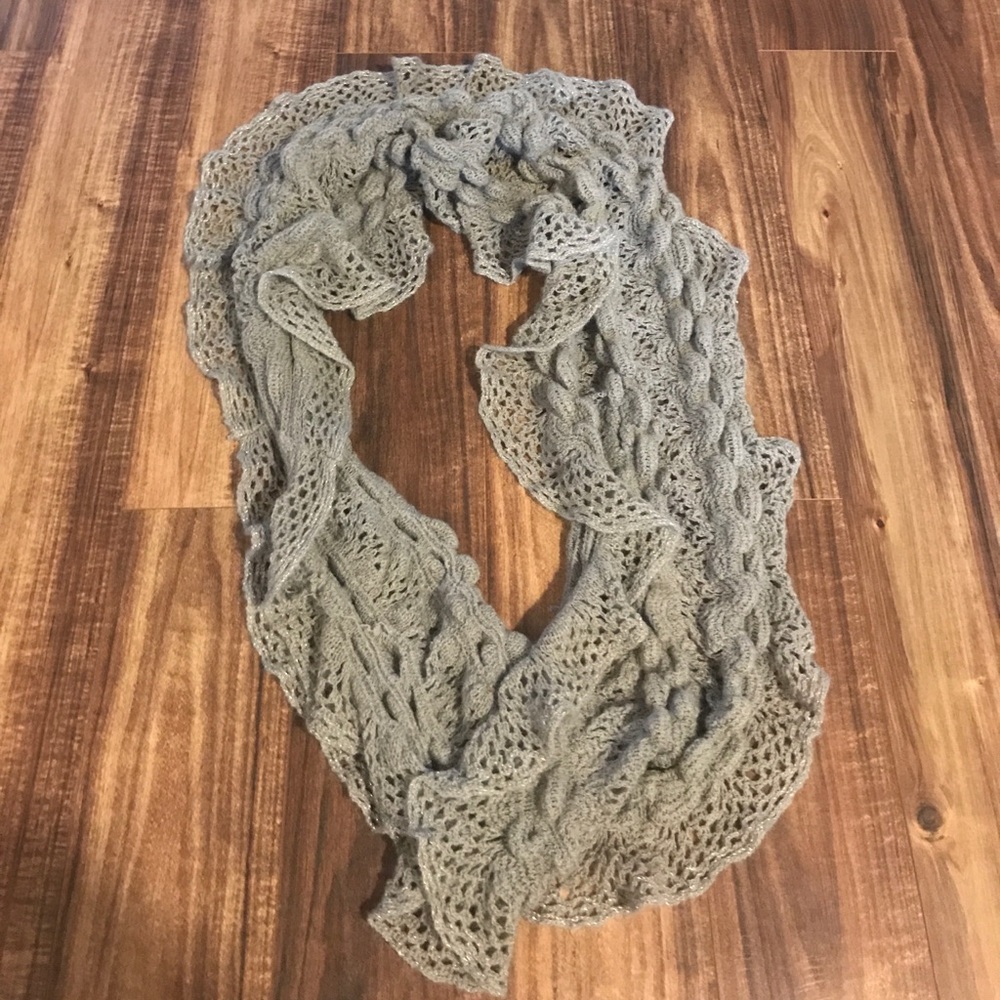Gray scarf