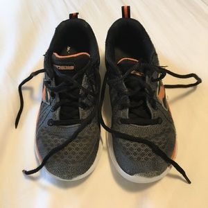 Boys Skecher sneakers