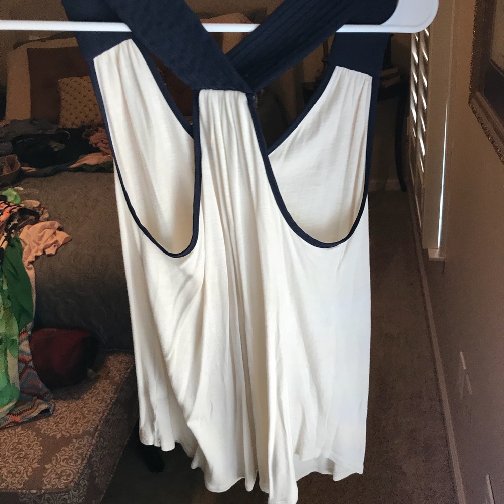 Super cute Lauren Conrad top!