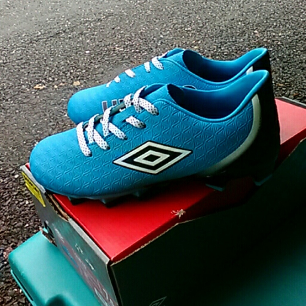 New umbro soccer cleats