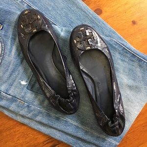 Tory Burch Navy Patent Reva Flats Size 7