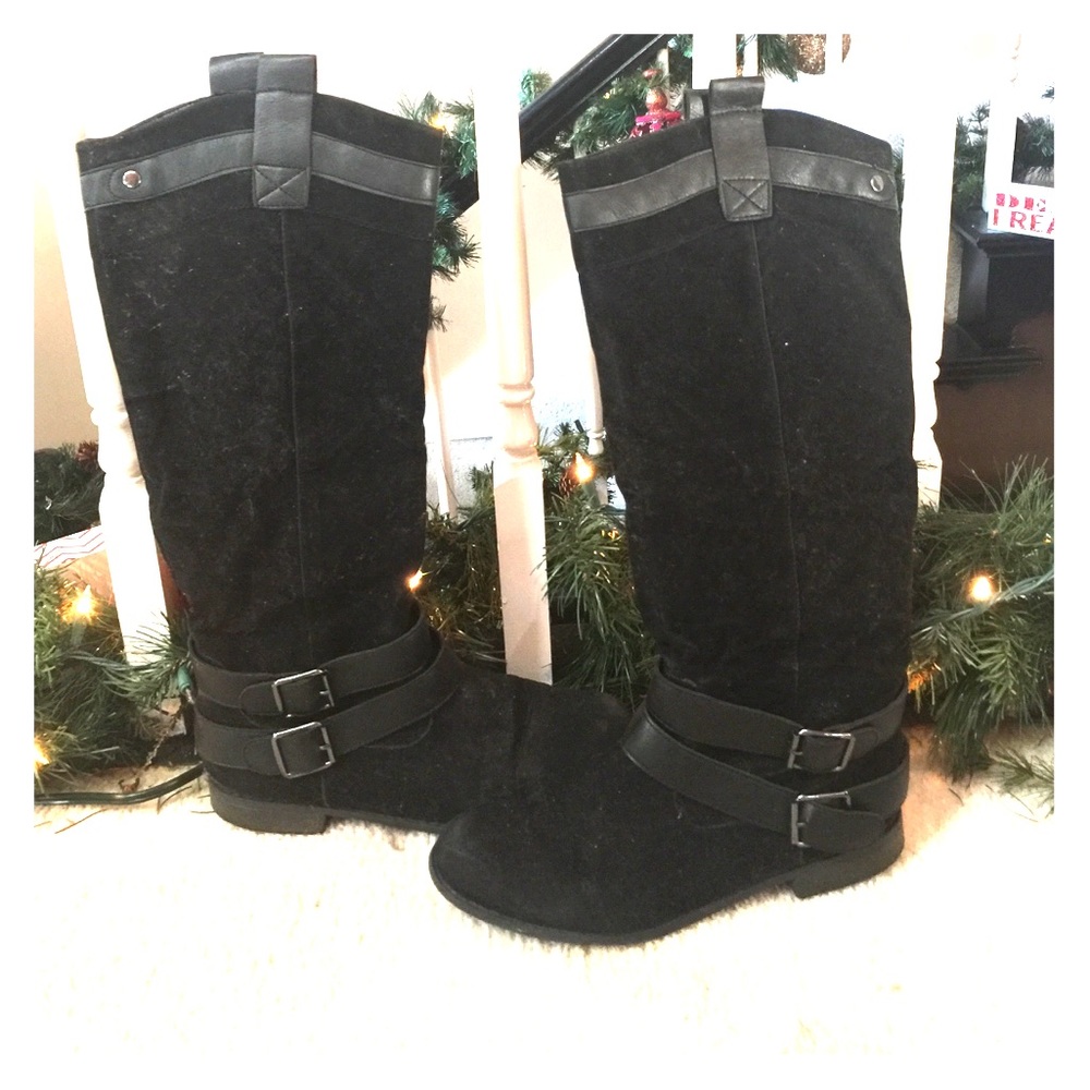 Black suede riding boots