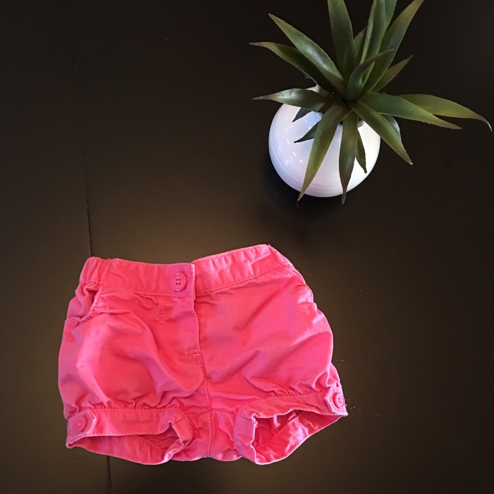 Baby button shorts