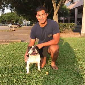 Meet your Posher, Servando