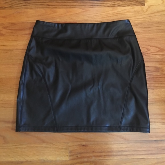 Express Dresses & Skirts - Black faux leather skirt from Express