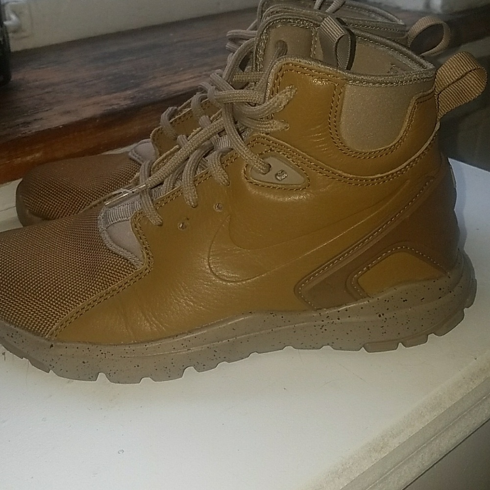 Nike boots
