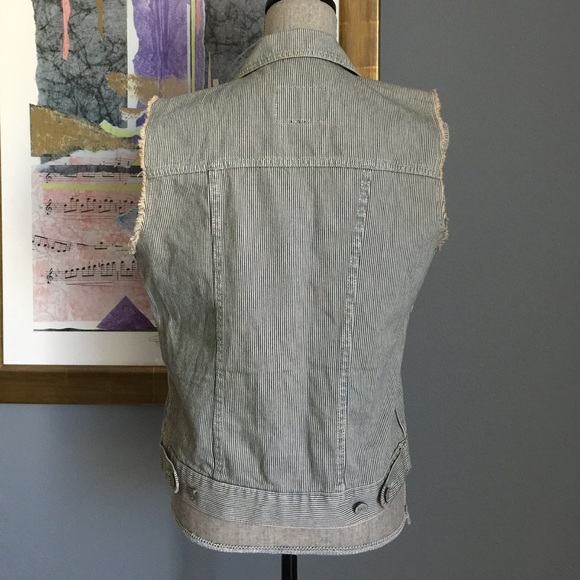 Rock & Republic Vest - Picture 2 of 3