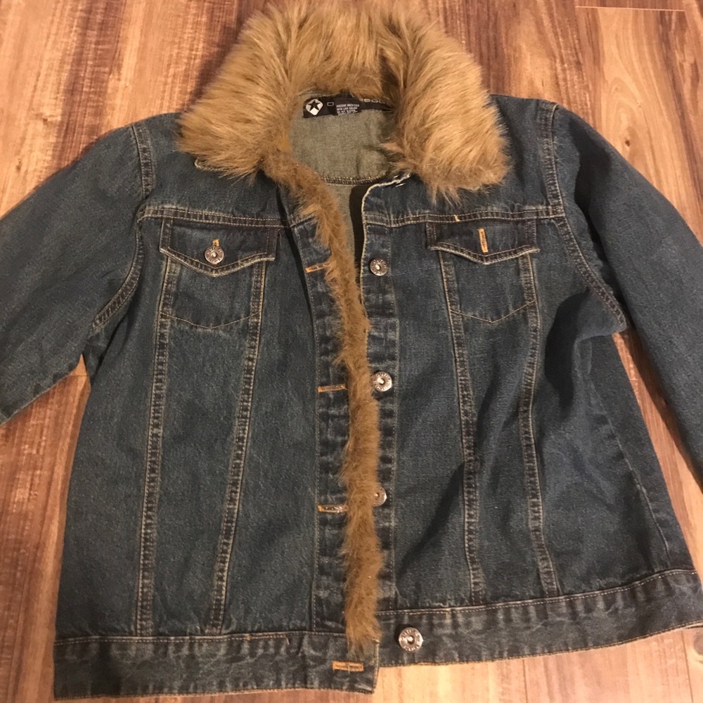 Jean jacket - Picture 2 of 3