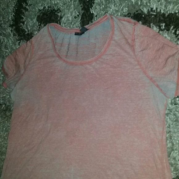 Women's Bay Studio Coral top - Picture 1 of 3