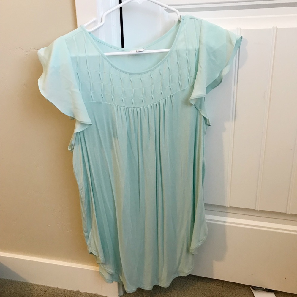 Mint green top