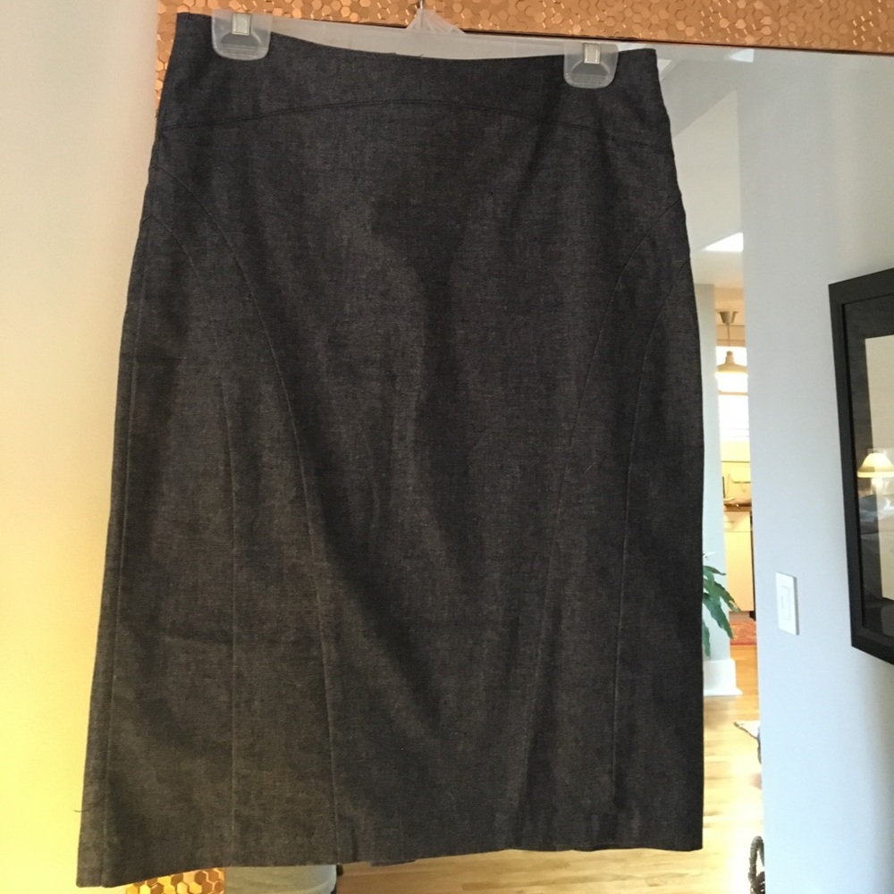 Lightweight denim pencil skirt