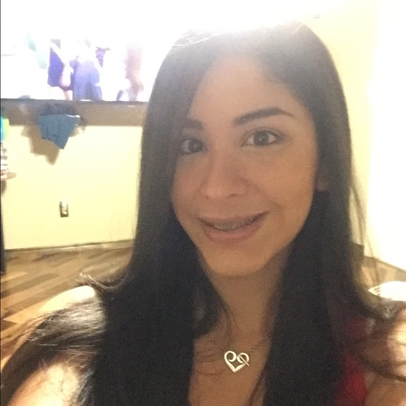 Meet your Posher, Rebekkah - Picture 1 of 1