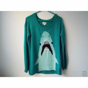 🦈 LA Hearts Shark Sweater 🦈