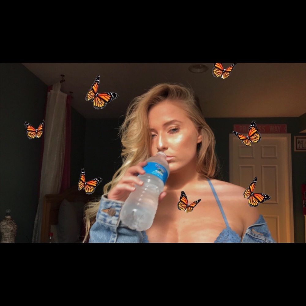 Meet your Posher, Madison