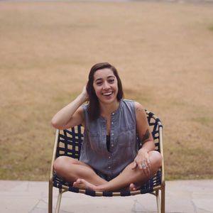 Meet your Posher, Chloé