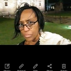 Meet your Posher, Rae