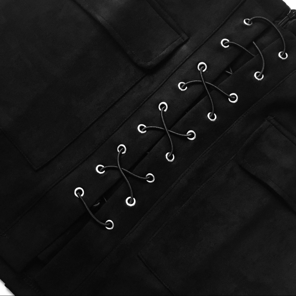 BLACK FAUX SUEDE LACE UP SKIRT★ Last One!! - Picture 4 of 7