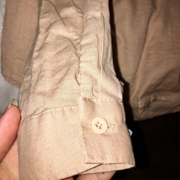 Beautiful Forever 21 Blouse😍 - Picture 3 of 3