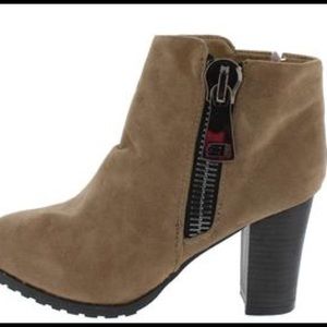 Boot Zipper Heel