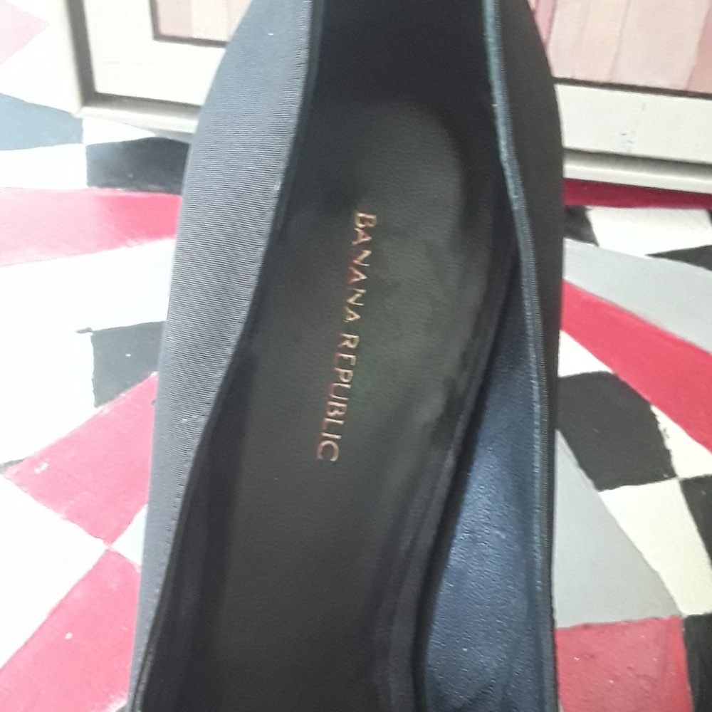 Banana Republic black heels sz 8 1/2 - Picture 5 of 6
