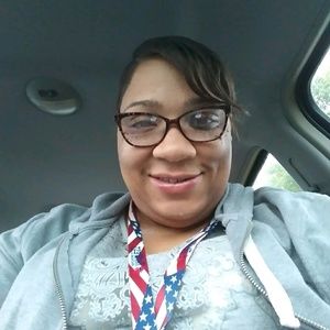 Meet your Posher, Lena