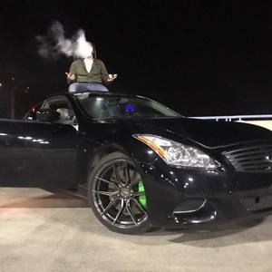 Meet your Posher, Adrian