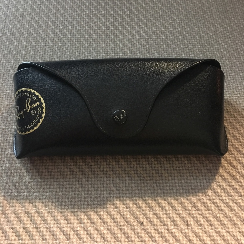 Ray Bans Black Case