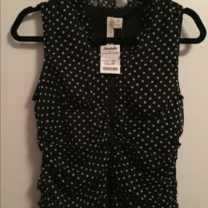 Chiffon polka dot - a classic ladylike combo.