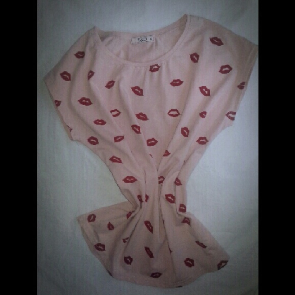 Lips T-Shirt