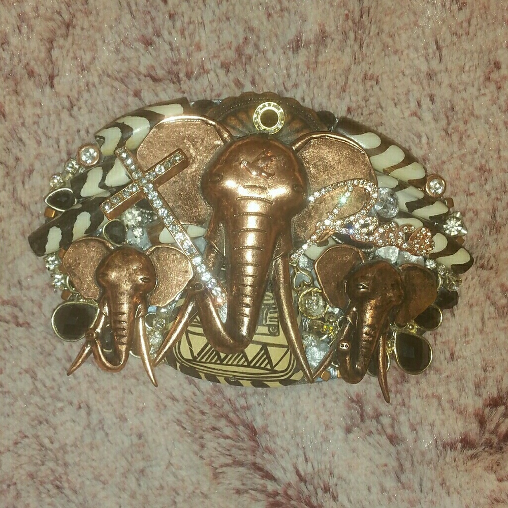 ONE OF A KIND BUCKLE