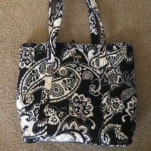 🌺Midnight Paisley Vera Bradley Tote🌺