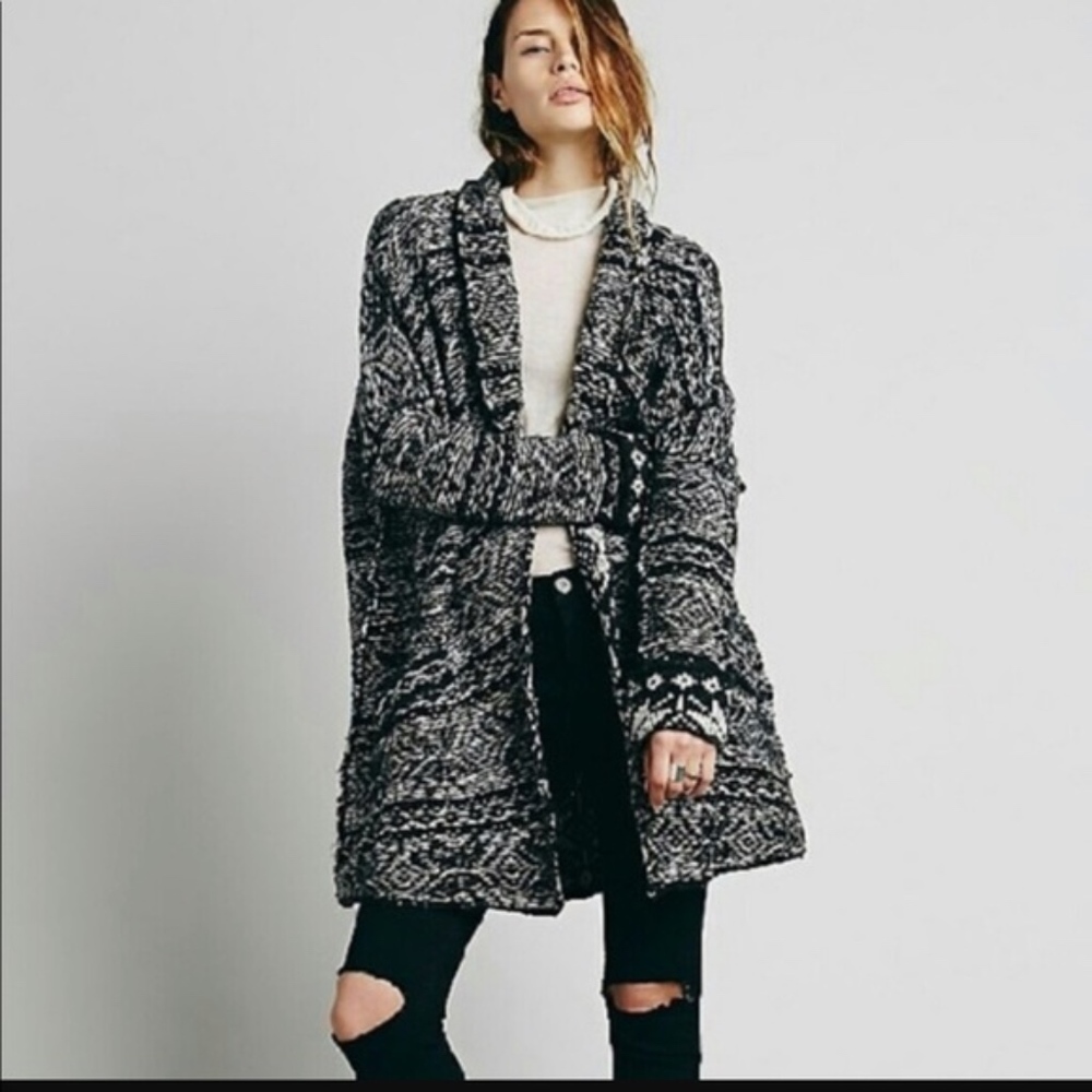 FREE PEOPLE HIDDEN SNOWFLAKE CARDIGAN - Picture 2 of 8