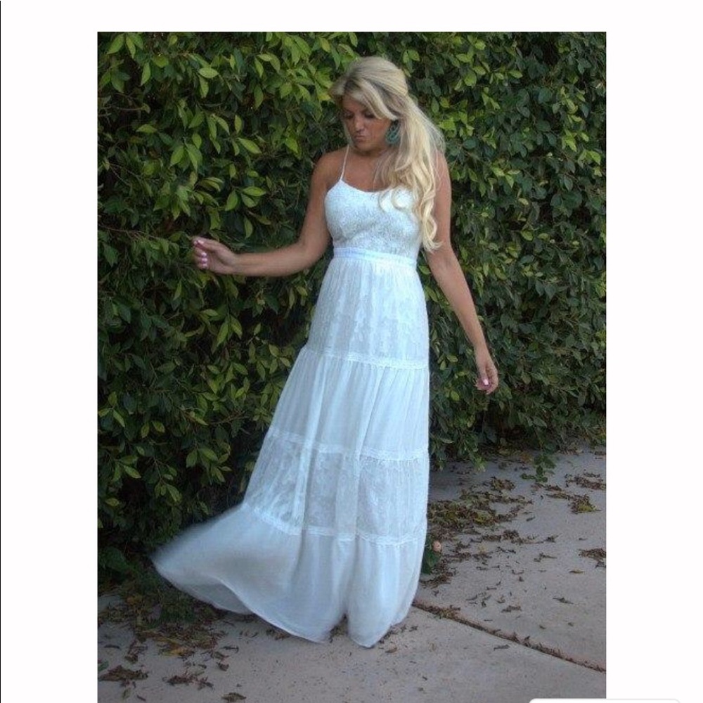 Lace maxi dress, with spaghetti straps