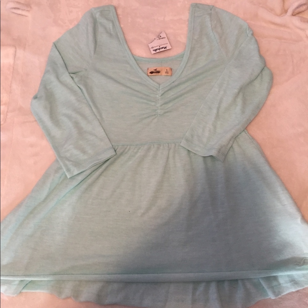 Hollister shirt