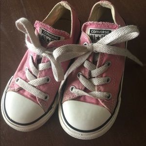 GUC Converse Bubblegum Pink Shoes Size 8